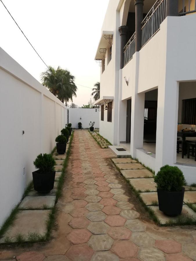 Residence Mga Hotel Ouidah Eksteriør billede